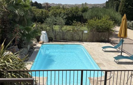 G&icirc;te n&deg;13G160646 Graveson - Bouches-du-Rh&ocirc;ne - VUE TERRASSE
