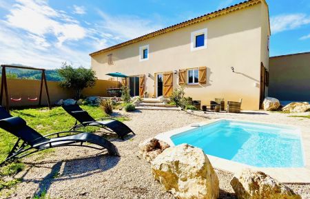 G&icirc;te n&deg;13G222032 Cuges-les-Pins - Bouches-du-Rh&ocirc;ne - photo