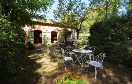 G&icirc;te n&deg;13G266 Vauvenargues - Bouches-du-Rh&ocirc;ne - Photo_2