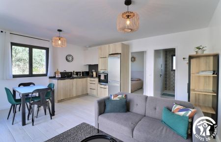 G&icirc;te n&deg;13G250109 Velaux - Bouches-du-Rh&ocirc;ne - photo