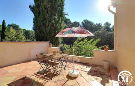G&icirc;te n&deg;13G230120 Lambesc - Bouches-du-Rh&ocirc;ne - photo