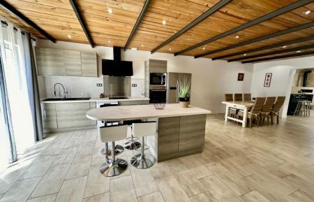 G&icirc;te n&deg;13G202493 Arles - Bouches-du-Rh&ocirc;ne - photo