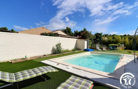 G&icirc;te n&deg;13G202552 Eyragues - Bouches-du-Rh&ocirc;ne - photo