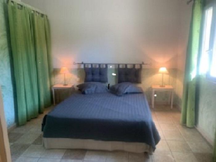 CHAMBRE BASILIC grand lit 160 photo 8