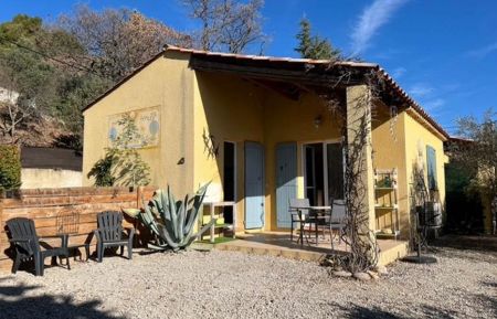 G&icirc;te n&deg;G11266 Villeneuve - Alpes-de-Haute-Provence - photo