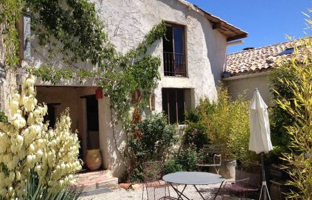 G&icirc;te n&deg;G14417 Forcalquier - Alpes-de-Haute-Provence - photo