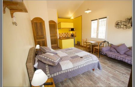 G&icirc;te n&deg;G32352 Valensole - Alpes-de-Haute-Provence - photo