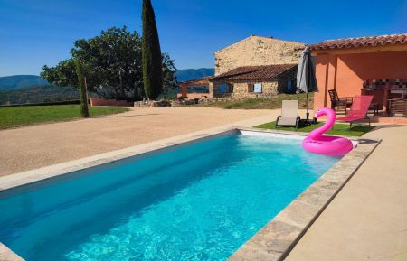 G&icirc;te n&deg;G14496 Sainte-Croix-&agrave;-Lauze - Alpes-de-Haute-Provence - photo