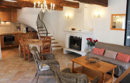 G&icirc;te n&deg;G14512 Cruis - Alpes-de-Haute-Provence - photo