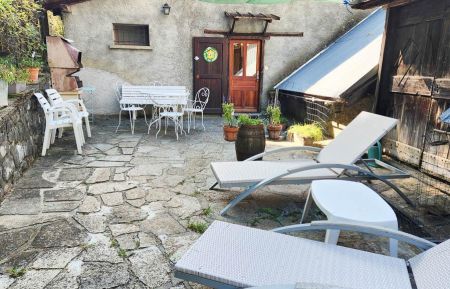 G&icirc;te n&deg;G27247 M&eacute;olans-Revel - Alpes-de-Haute-Provence - photo