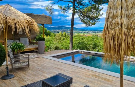 G&icirc;te n&deg;G11488 Sainte-Tulle - Alpes-de-Haute-Provence - photo
