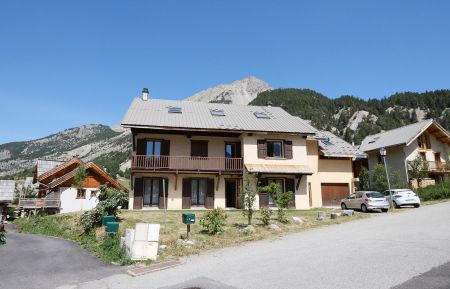 G&icirc;te n&deg;10606 N&eacute;vache - Hautes-Alpes - photo