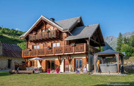 G&icirc;te n&deg;50051 Orci&egrave;res - Hautes-Alpes - Chalet de Pont Peyron