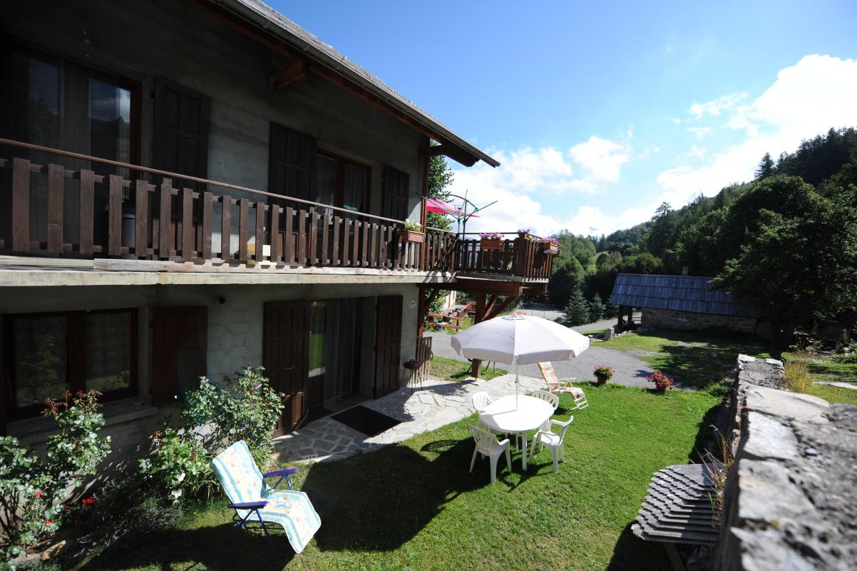 photo 0