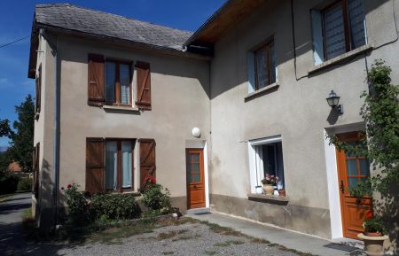 Cour privée Gîte n°5401 Chabottes - Hautes-Alpes - Cour privée