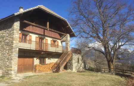 G&icirc;te n&deg;6409 Embrun - Hautes-Alpes - photo