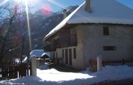 G&icirc;te n&deg;6513 Les Orres - Hautes-Alpes - gypaete-hiver