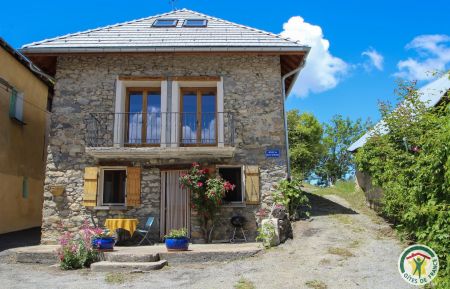 G&icirc;te n&deg;6772 Le Sauze-du-Lac - Hautes-Alpes - photo