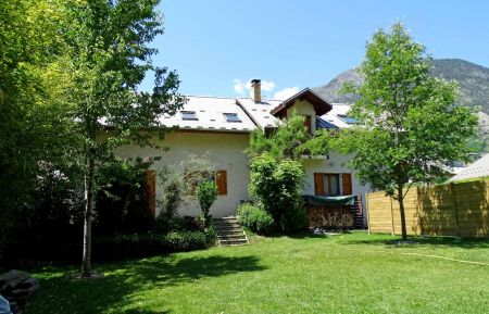 G&icirc;te n&deg;9030 L'Argenti&egrave;re-la-Bess&eacute;e - Hautes-Alpes - les Aiguillons