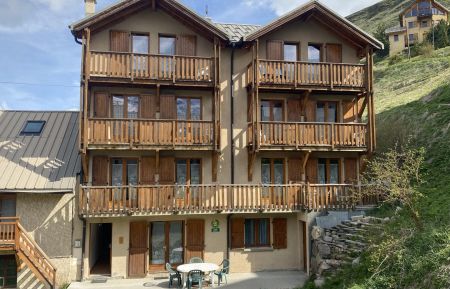 G&icirc;te n&deg;11380 La Grave - Hautes-Alpes - photo