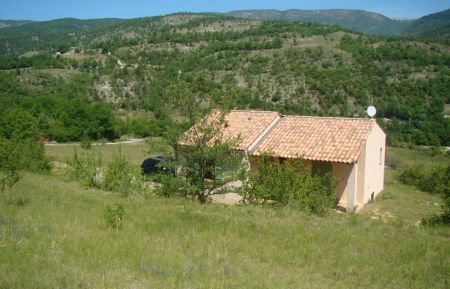 G&icirc;te n&deg;1371 Sal&eacute;rans - Hautes-Alpes - vu d'ensemble