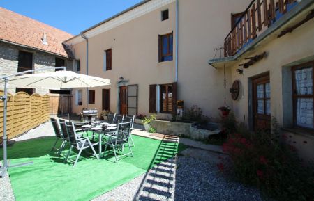 G&icirc;te n&deg;5681 Saint-Julien-en-Champsaur - Hautes-Alpes - photo