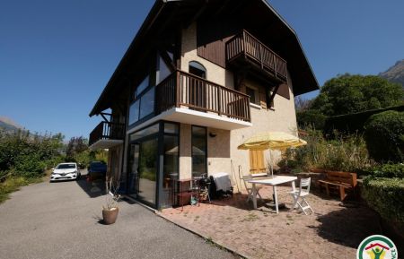 G&icirc;te n&deg;7407 Eygliers - Hautes-Alpes - G&icirc;te situ&eacute; au RDC de la maison d'habitation des propri&eacute;taires