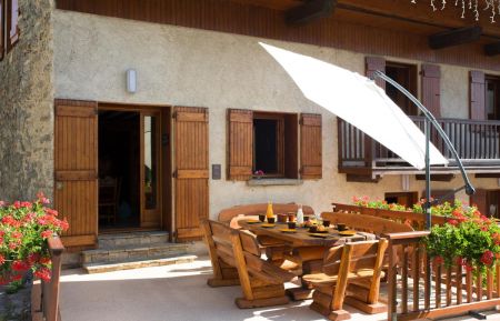 G&icirc;te n&deg;9433 Puy-Saint-Vincent - Hautes-Alpes - Ext&eacute;rieur avec terrasse