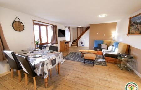 G&icirc;te n&deg;6401 Embrun - Hautes-Alpes - photo