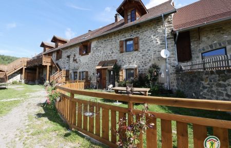 G&icirc;te n&deg;5513 Saint-Michel-de-Chaillol - Hautes-Alpes - photo