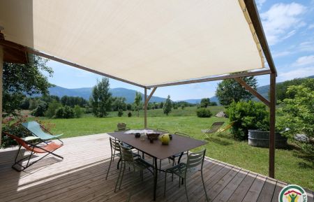 Terrasse exposée Ouest face au Dévoluy avec le majestueux Pic de Bure Gîte n°2155 La Roche-des-Arnauds - Hautes-Alpes - Terrasse exposée Ouest face au Dévoluy avec le majestueux Pic de Bure