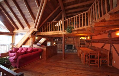 G&icirc;te n&deg;10213 Cervi&egrave;res - Hautes-Alpes - photo