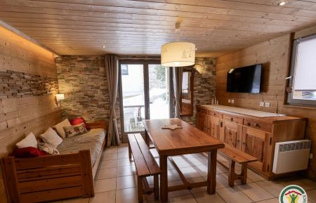 G&icirc;te n&deg;10404 Le Mon&ecirc;tier-les-Bains - Hautes-Alpes - S&eacute;jour avec porte fen&ecirc;tre cot&eacute; jardin
tv connect&eacute;e