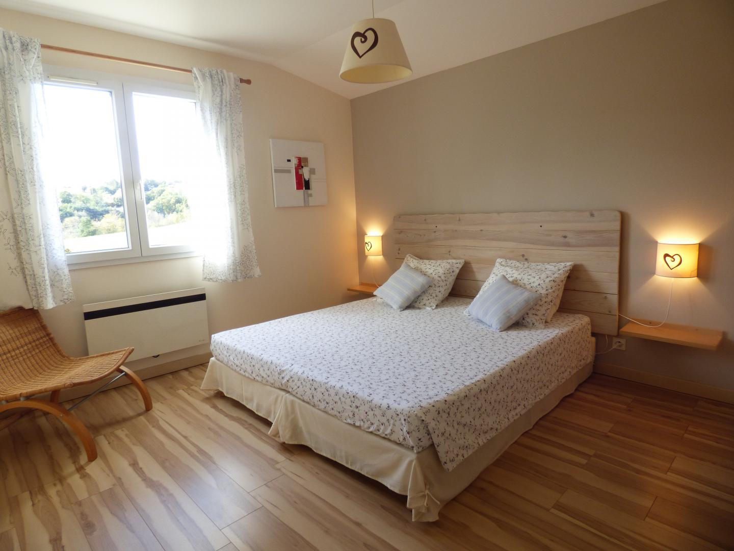 chambre Les loups avec possibilité d'un lit king size en 180 ou deux lits séparés de 90. photo 11