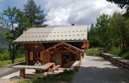 Chalet L'Edelweiss terrasse côté piste Gîte n°9447 Puy-Saint-Vincent - Hautes-Alpes - Chalet L'Edelweiss terrasse côté piste