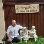 Jo&euml;l le proprio en compagnie de M&eacute;lanie et Maximin.