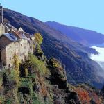 Roubion et la vall&eacute;e