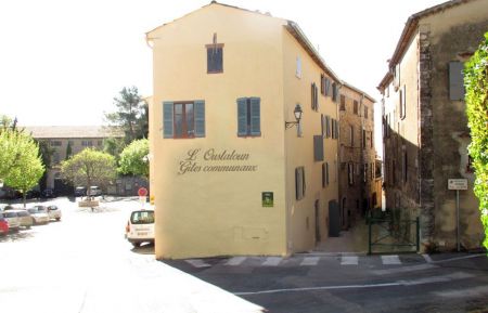 G&icirc;te n&deg;7327 Ch&acirc;teauneuf-Grasse - Alpes-Maritimes - photo