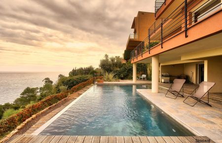 G&icirc;te n&deg;7362 Th&eacute;oule-sur-Mer - Alpes-Maritimes - photo