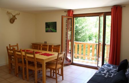 G&icirc;te n&deg;3205 Roubion - Alpes-Maritimes - G&icirc;te Les Cerfs-S&eacute;jour-Roubion Les Buisses-G&icirc;tes de France des Alpes-Maritimes