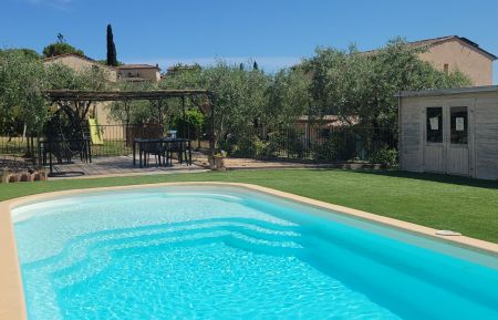 Piscine et espaces extérieurs communs aux deux Gîtes de la Bastide Centifolia à Grasse - Gîtes de France Alpes-Maritimes Gîte n°7243 Grasse - Alpes-Maritimes - Piscine et espaces extérieurs communs aux deux Gîtes de la Bastide Centifolia à Grasse - Gîtes de France Alpes-Maritimes