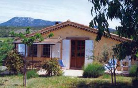 G&icirc;te n&deg;G1631 Correns - Var - photo