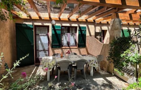 G&icirc;te n&deg;G548 Six-Fours-les-Plages - Var - Terrasse g&icirc;te Vigne Vierge