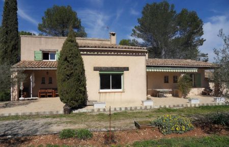 G&icirc;te n&deg;G1107 Vidauban - Var - cot&eacute; sud