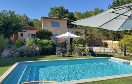 G&icirc;te n&deg;G3038 Lorgues - Var - photo
