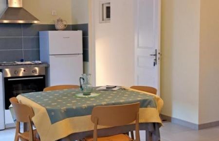 G&icirc;te n&deg;G3246 La Garde-Freinet - Var - photo