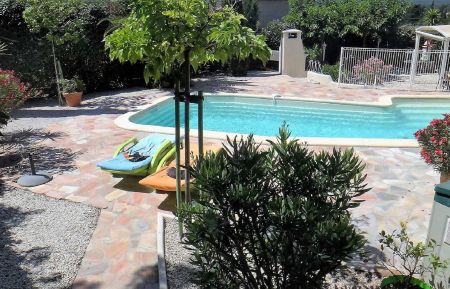 G&icirc;te n&deg;G2630 Puget-sur-Argens - Var - photo