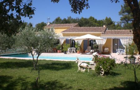 Chambre d'h&ocirc;tes n&deg;84G1523 M&eacute;nerbes - Vaucluse - photo