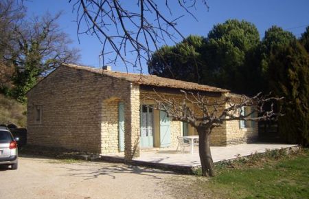 G&icirc;te n&deg;84G2160 Gordes - Vaucluse - photo
