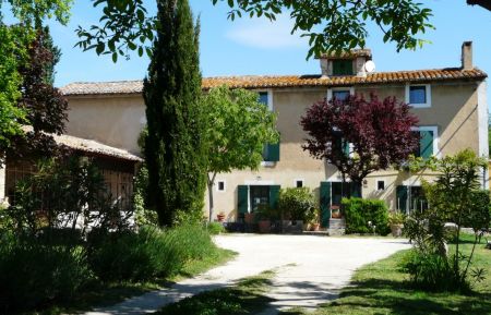 G&icirc;te n&deg;84G2188 L'Isle-sur-la-Sorgue - Vaucluse - photo